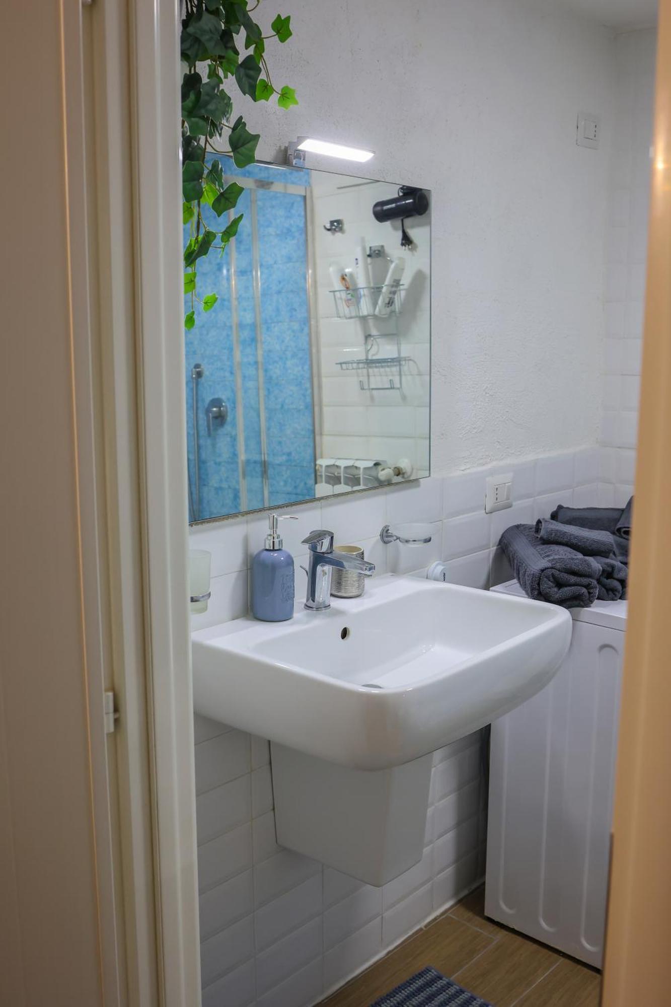 La Grotta Bianca Apartment Napoli Exterior foto